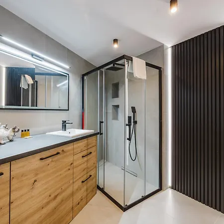 Osiedle Piastowskie Mezzanine By Bookinghost Apartmán *