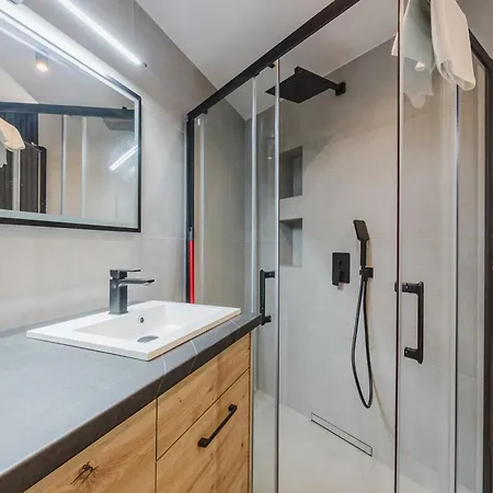 Osiedle Piastowskie Mezzanine By Bookinghost Apartment *