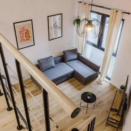 Apartment Osiedle Piastowskie Mezzanine Poznan