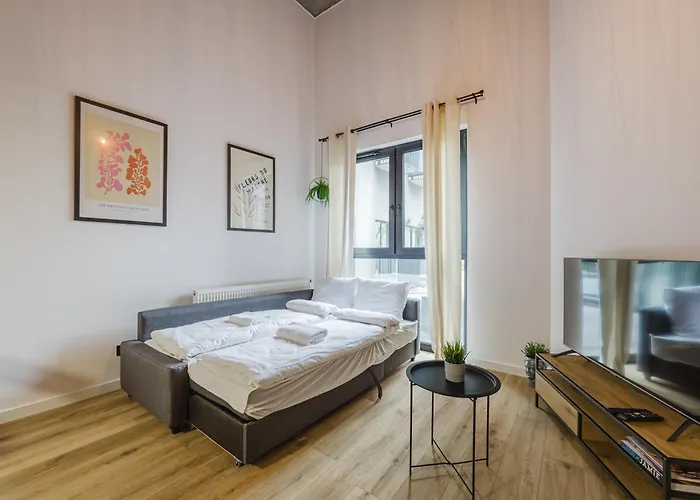 Osiedle Piastowskie Mezzanine By Bookinghost Poznan