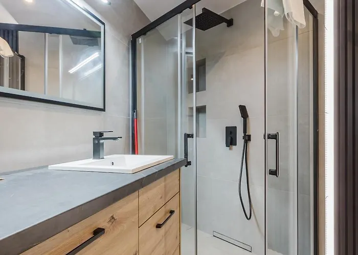 Daire Osiedle Piastowskie Mezzanine By Bookinghost Poznan